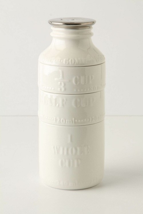 milk bottle measuring cups from anthropologie