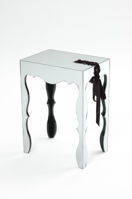 fetiche high table from bouf.com