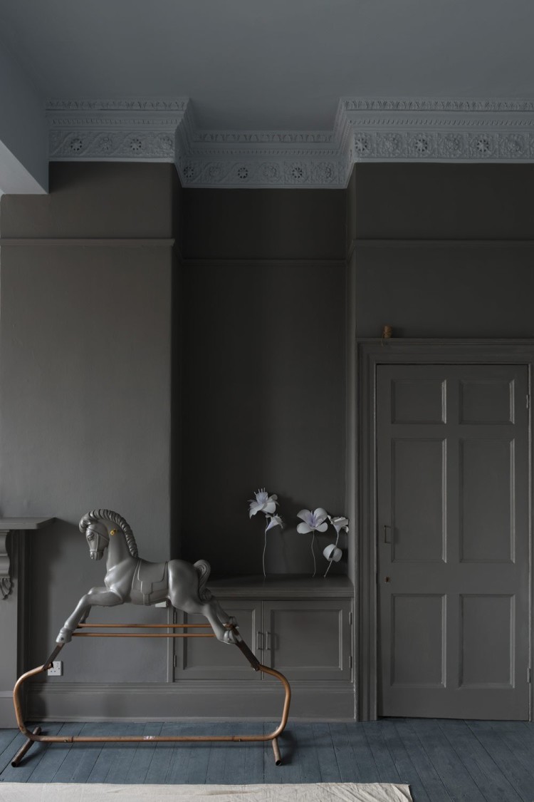 moles breath by farrow and ballis really dramatic when you paint the picture rail and skirting boards to match