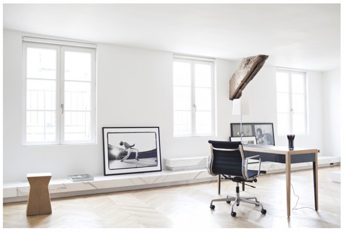 frederic berthier's apartment uses lots of white marble