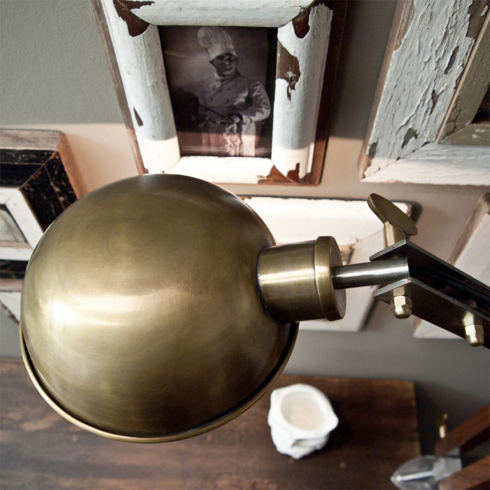 high-res-brass-task-lamp-to