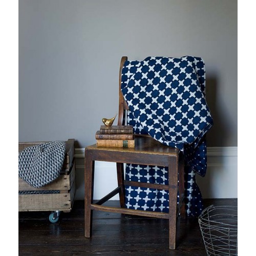 navy and white blanket from roostliving