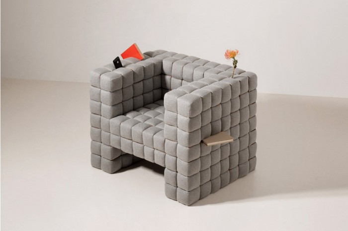 lost in sofa by huzi design