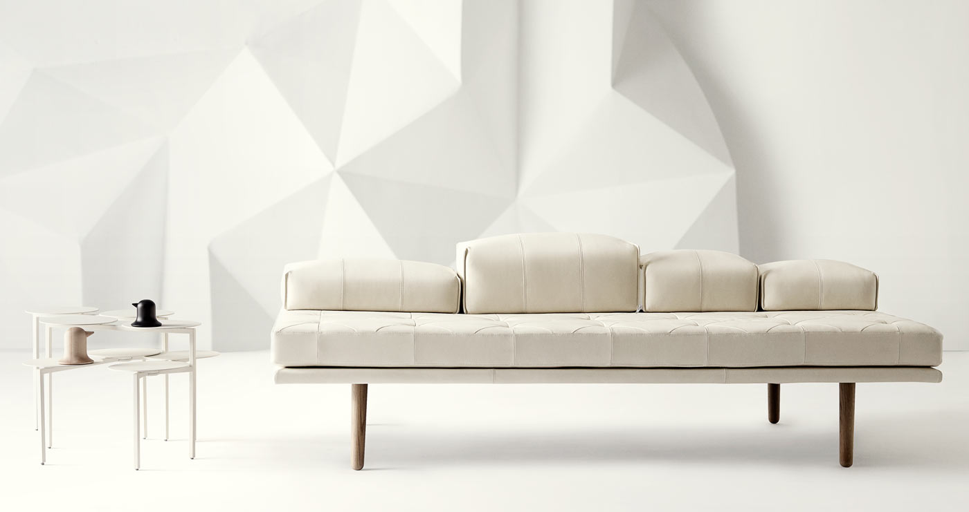white fusion sofa from bo concept