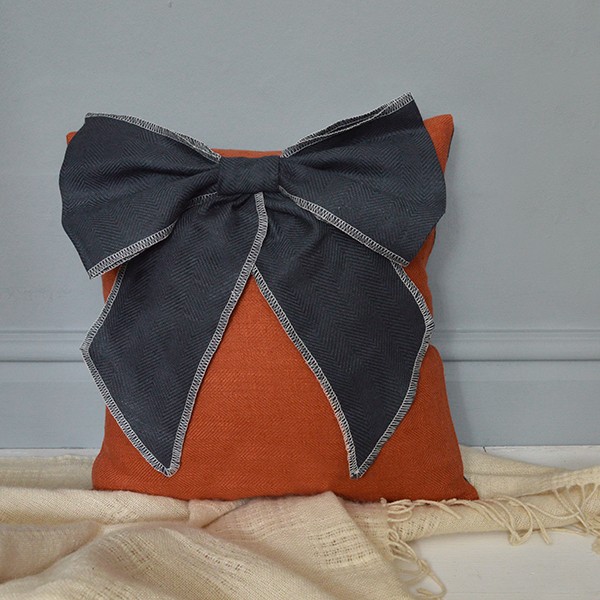 bow-linen-cushion-burnt-orange-3562