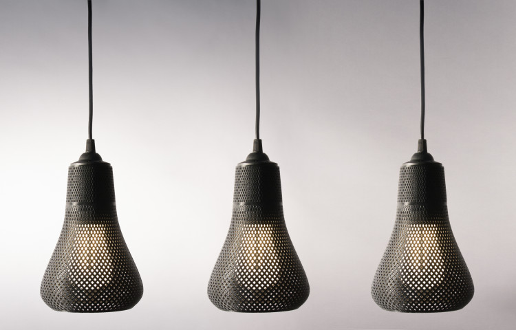 002_Kayan-3d-printed-lamp-shade-by-Formaliz3d-with-Plumen-002