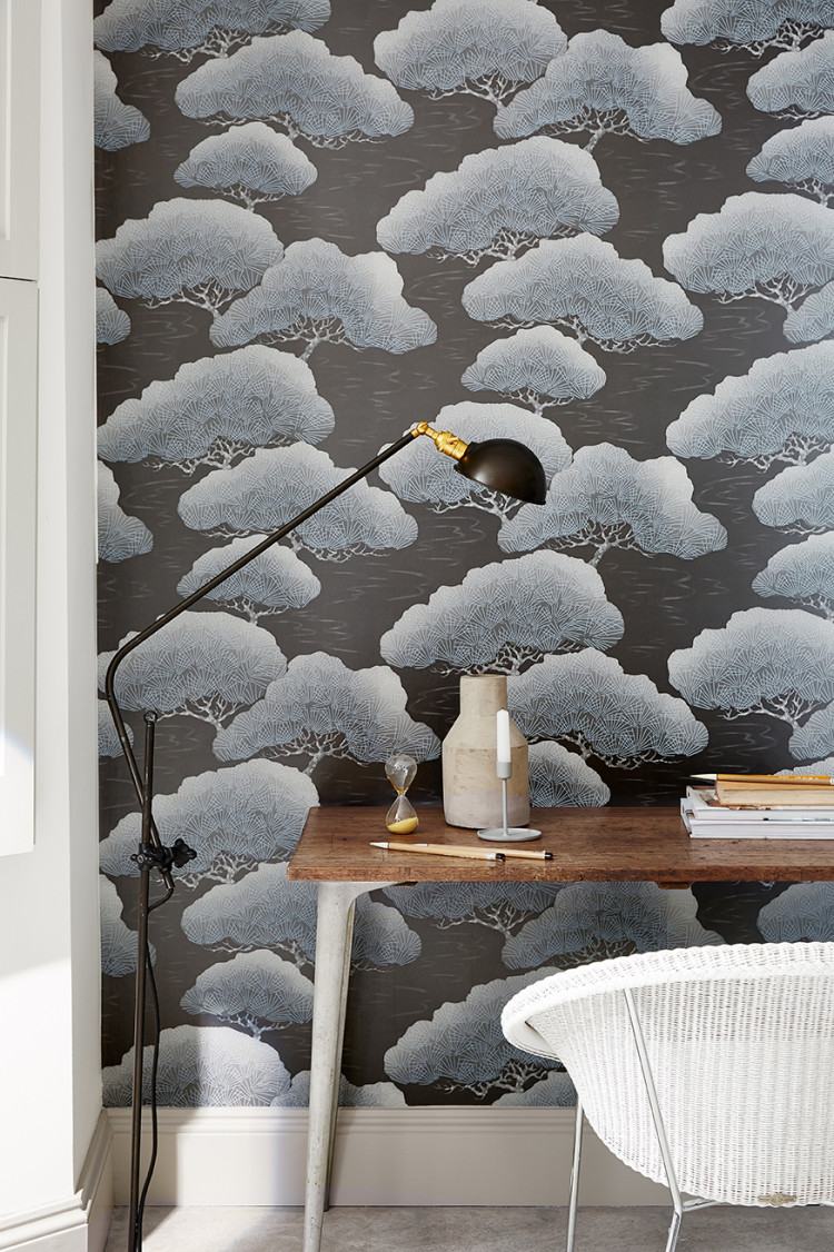 Pines Ash Wallpaper, skirting: French Gray