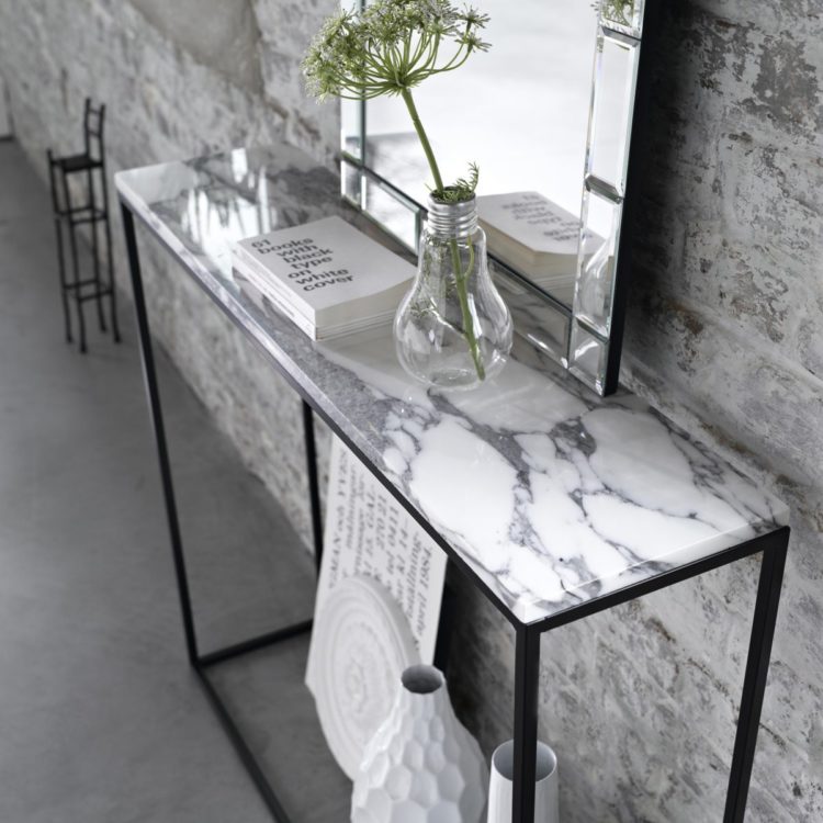 marble table from la redoute details
