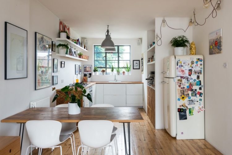 open plan kitchen via the modern house