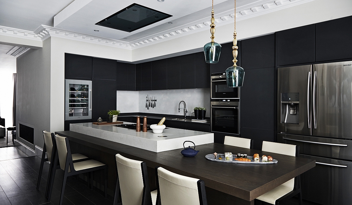 black-kitchen-with-glass-pendant-lights-credit-boscolo
