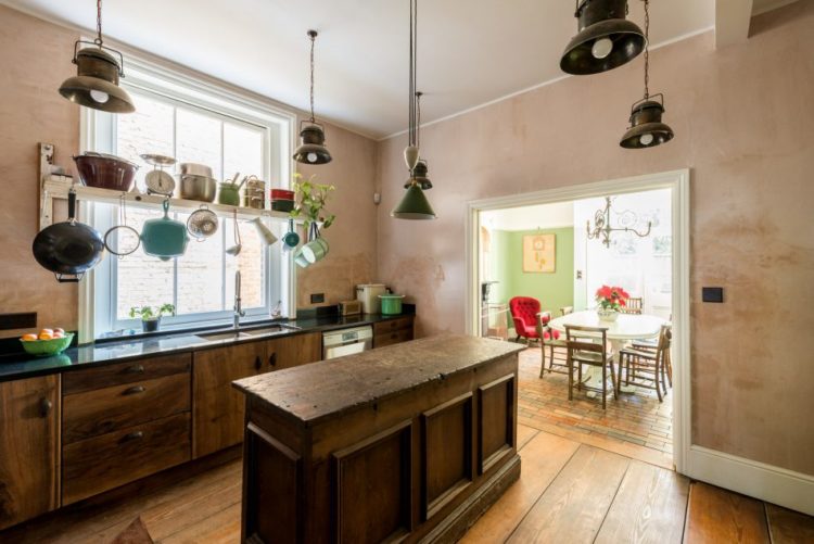 kitchen-with-raw-plaster-walls-via-the-modern-house