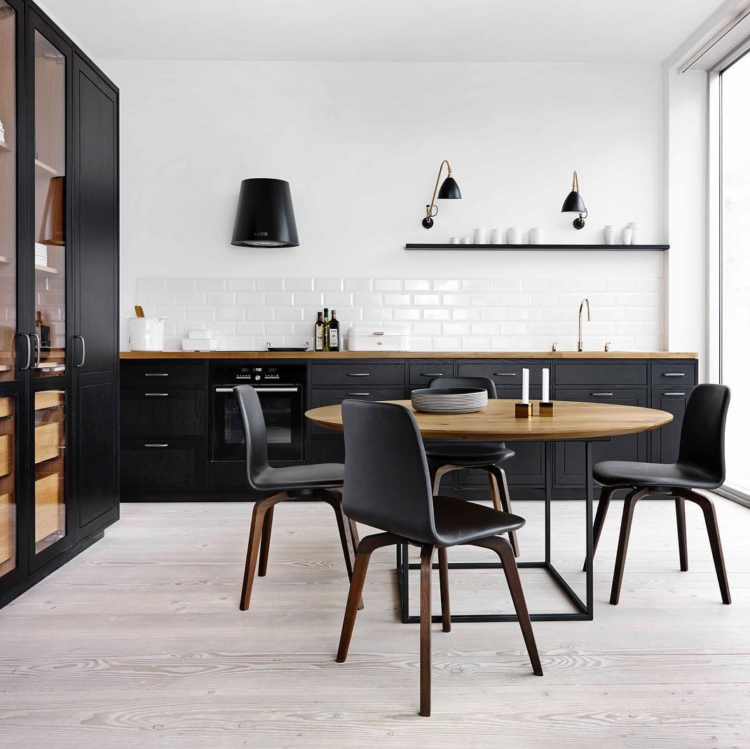 black and white kitchen by multiform