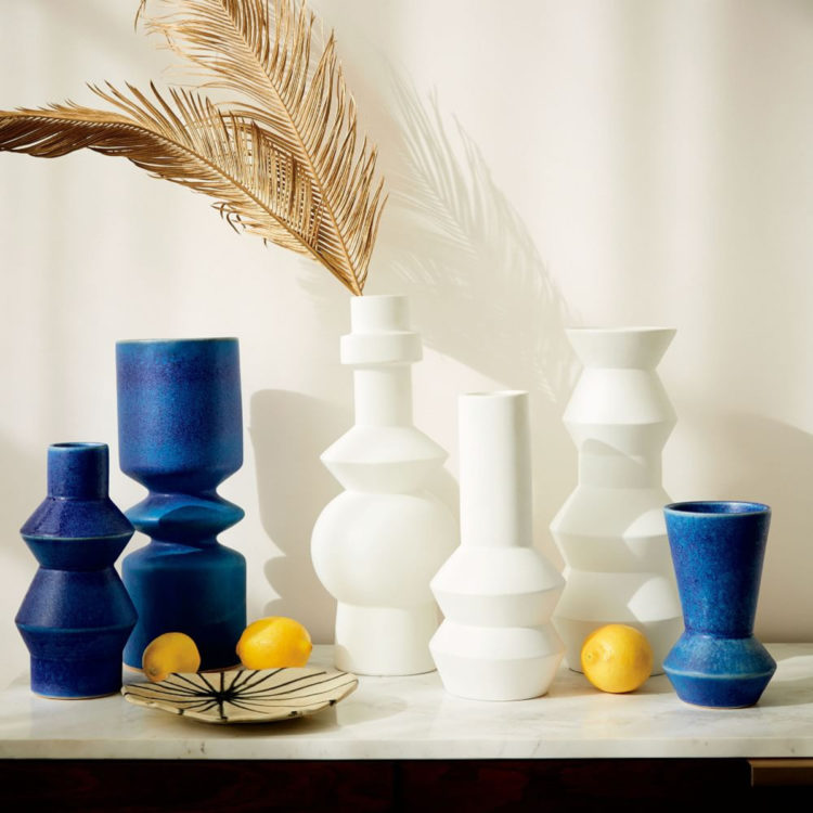 white-vases-from-westelm