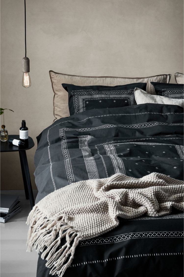 black patterned duvet cover from H&M