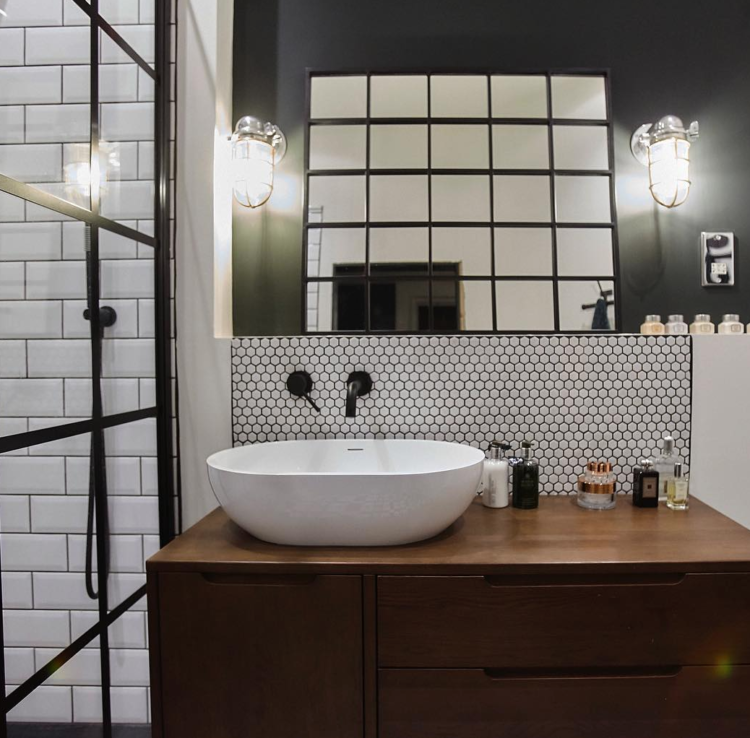 black and white bathroom with crittall by @thisstylerocks