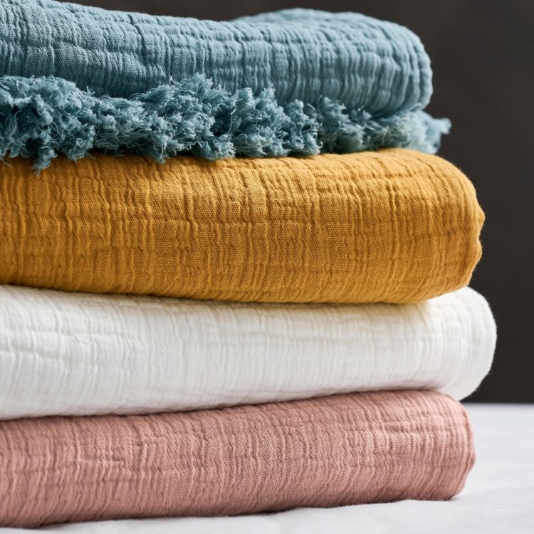 soft waffled throw from from la redoute
