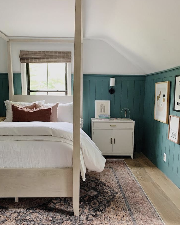green bedroom by @housesevendesign