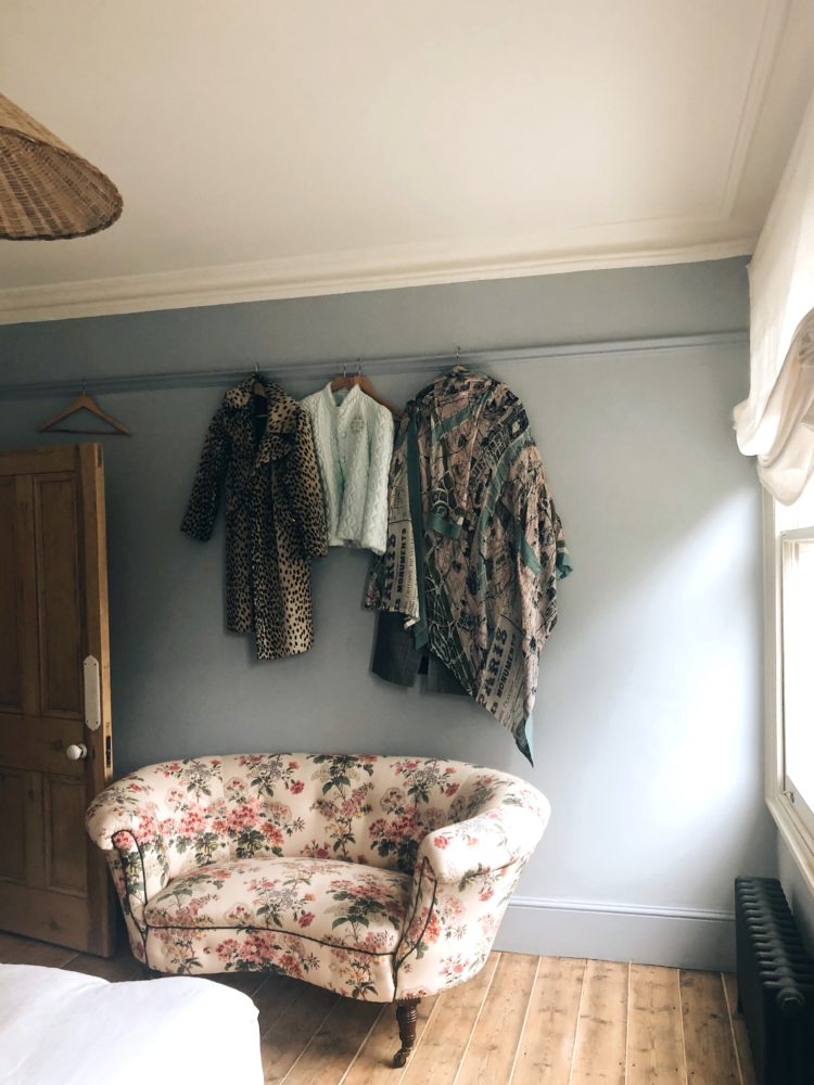 pale blue bedroom laura jackson vintage kidney sofa pierre frey fabric