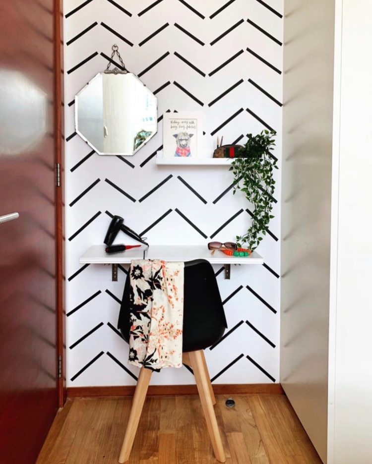 office space that doubles up as dressing table via @anita.mackenzie