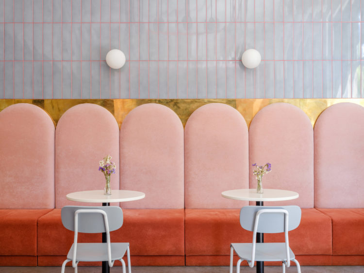 the breadway bakery in Odesa, Ukraine by lenra brumina and Artem Trigubchak 