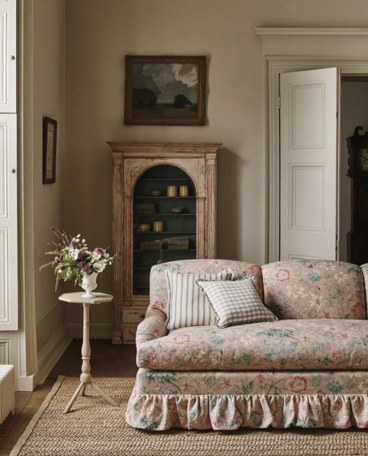 Styled by Alyce Taylor for Colefax & Fowler shot by Horwood Photo